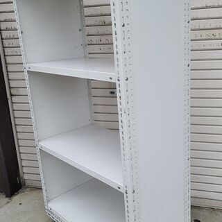 スチールラック　キャスター付き　3段　約H160㎝（キャスター込）×W89㎝×D45cmの画像