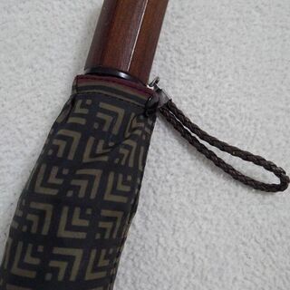 ６月中🌕🔴🔘美品🔴🌕🔘折り畳み傘の画像