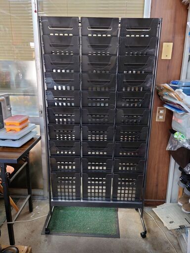 A4サイズ　パンフレットスタンド３列10段