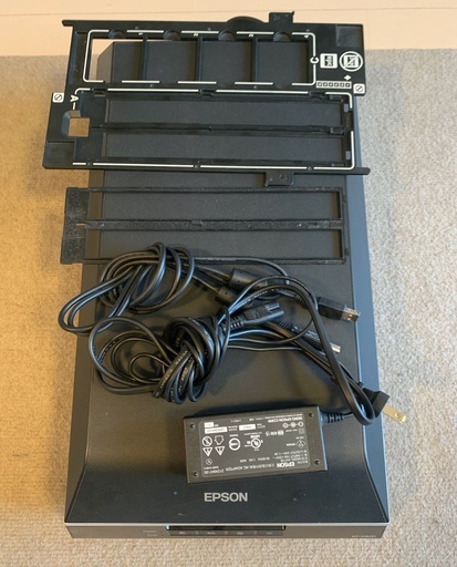 【フィルムカメラユーザー限定】エプソン EPSON スキャナー GT-X820 USB接続 動作確認済み