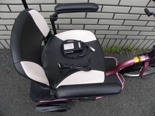 商談中・【電動三輪車　電動車椅子　シニアカー】フランスベット 　Reha tech　リハテック　スマートパルS637 　