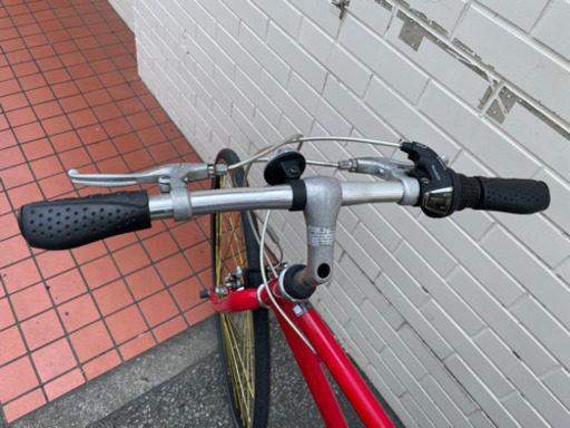 商談中　GM532【近隣配達可能】自転車　ロードバイク　ママチャリ　赤　28インチ　6段変速ギヤ　ロードバイク　普通自転車　軽快車　サイクリング　通勤　通学　リサイクルショップ　ケイラック朝霞田島店　ケイラック　埼玉県　朝霞市　田島　和光市　志木市　新座市　富士見市　ふじみ野市　三芳町　戸田市　蕨市　さいたま市(岩槻以外)　川越市　所沢市　上尾市　東京都　板橋区　練馬区　清瀬市