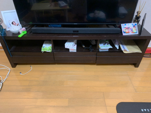 テレビボード