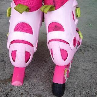 インラインスケート ローラースケートの画像