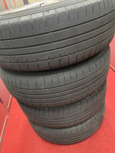 プリウス30前期の純正ホイールとキャップ４本(1セット)