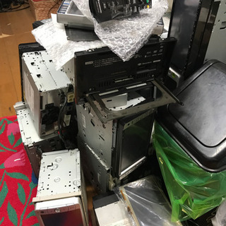 古ーいカーナビやオーディオの部品取り有りますの画像