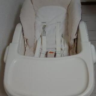コンビ　ベビー　スイング　白の画像