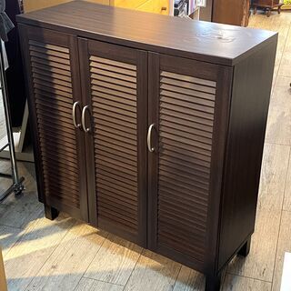 近隣送料無料★シューズボックス ルーバータイプ扉付 ブラウン 木...