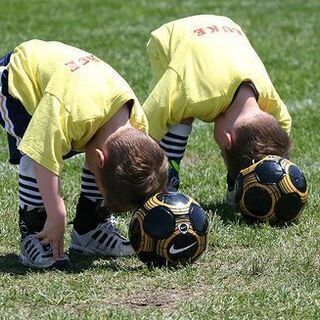【☆メンバー募集☆】都内！フットサルサークル新規立ち上げ！18-30　学生から社会人外国人も！ - 荒川区