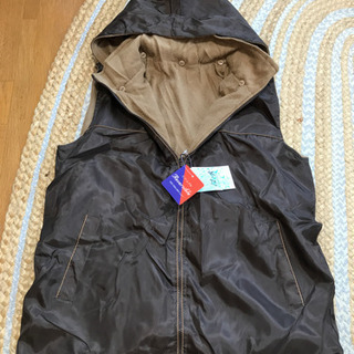 ベストM〜L☆未使用の画像