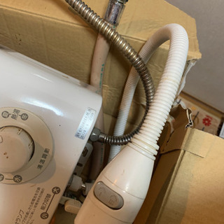 瞬間湯沸器の画像