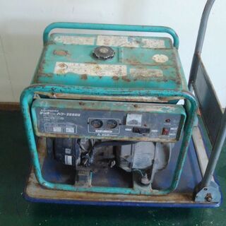 【現状渡し】 発電機 デンヨーニューパワー 2600U 中古品7...