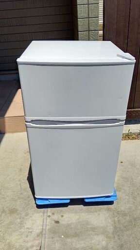 ９０リットル2ドア冷蔵庫 maxzen JR090ML01WH 2019年製