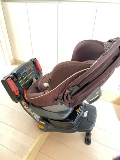 コンビ ラクティアターン シリーズ　チャイルドシート　★値下げしました★