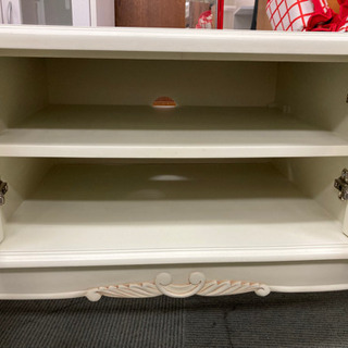 【10/12確約　配達】【👸姫系🏰アンティーク調💕】白家具 テレビ台 ローボード ロマンチック 猫足 の画像