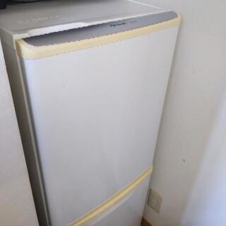 【受渡予定者確定】Panasonic 冷蔵庫　NR-B 142W