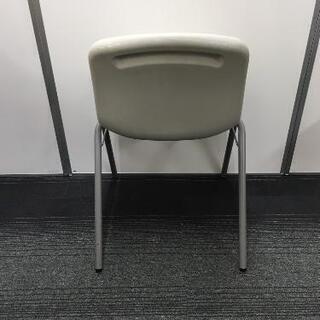 コクヨ　二人用スクールデスク　セミナーデスク　椅子付きの画像