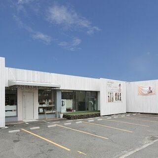 e-up by boss  美容師　アシスタント　正社員の画像