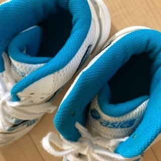 バスケットシューズ　22.5の画像