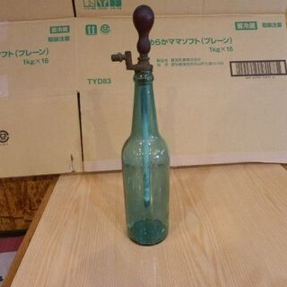 アンティーク・古い瓶・霧吹き？