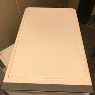 無料です　白の衣装ケース　4っセットいかがですか。の画像