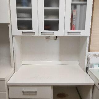 【受け渡し予定者様決定】キッチンボード　食器棚　キッチン収納棚