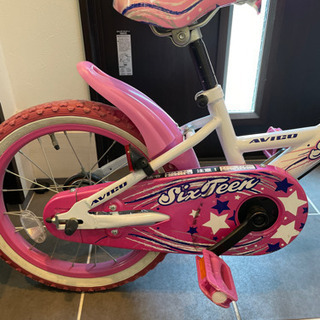 自転車　子供用(女子)　補助輪&ヘルメット&チェーンの画像