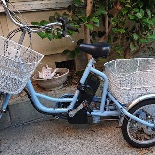 ●電動アシスト三輪自転車
