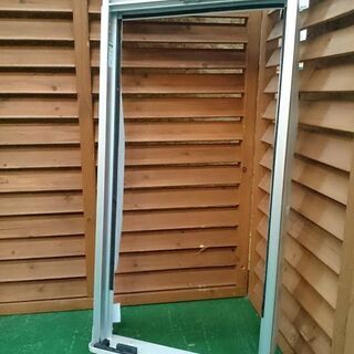 愛品倶楽部柏店】KOIZUMI (コイズミ) 冷房専用窓用エアコン KAW-1692