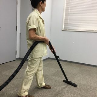日常清掃スタッフ/オフィスフロア/未経験OK/週1回/立川市高松町の画像