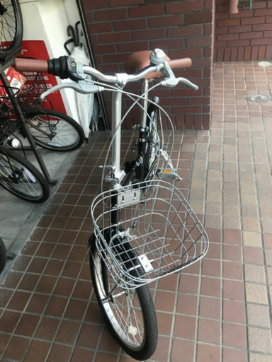 ★美品★20インチ　6段変速　かご付き折り畳み自転車　ブラック