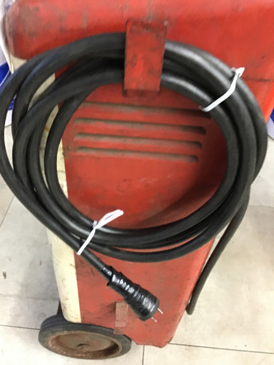 【中古】YUASA バッテリー充電器 FAL-1