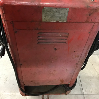 【中古】YUASA バッテリー充電器 FAL-1