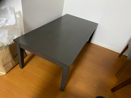 8000円　ニトリテーブル売ります。