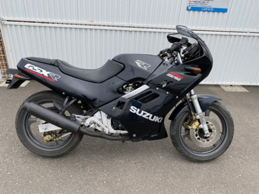 スズキ　gsxr250 超低走行　札幌　始動確認　異音無し　お得