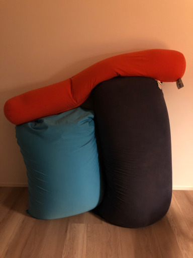 yogibo max2個　yogibo rool max