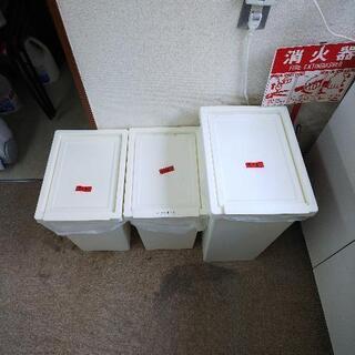 8/16まで出品！シンプル ゴミ箱  3点あり