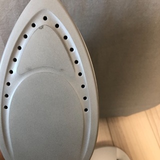 TOSHIBA La.Coo アイロン＆アイロン台の画像