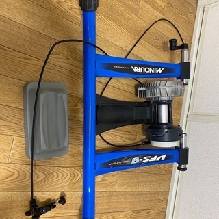 屋内ロードバイク練習機　MINOURA