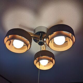 照明　電球色