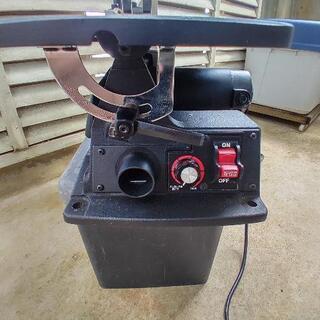  マキタ卓上糸ノコ盤 MSJ401



中古品の画像