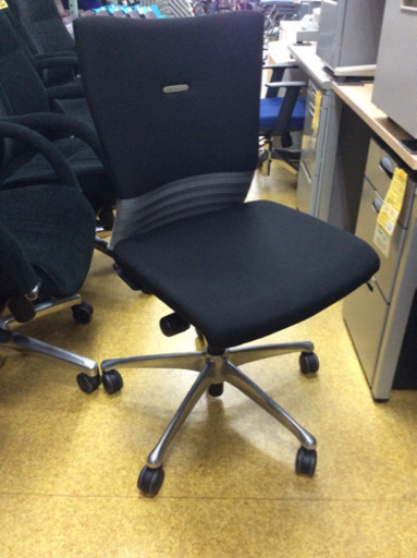 オフィスチェア/オカムラ リモートワークにおススメ！