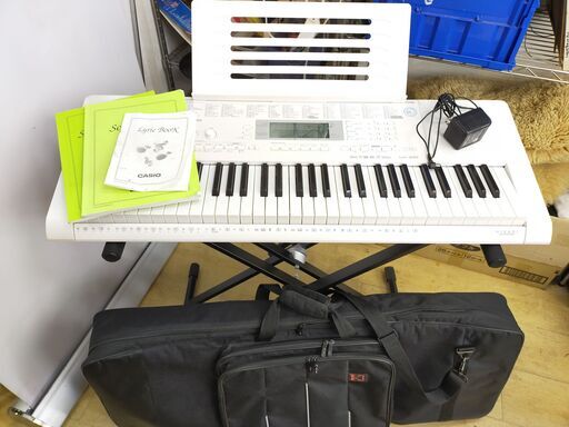 CASIO カシオ 電子ピアノ 電子キーボード LK-221 光ナビゲーション 動作確認済　買取帝国朝霞店