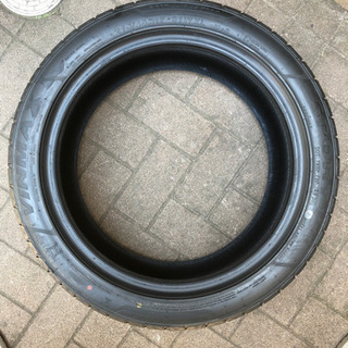 【訳あり 中古】タイヤ 215/45 R17の画像