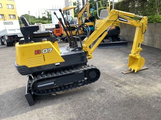 ヤンマー　B07　1トンクラス　全塗装済　アワーメーター1067ｈ　マイクロミニ油圧ショベル　ユンボ　バックホー　茨城県　T12