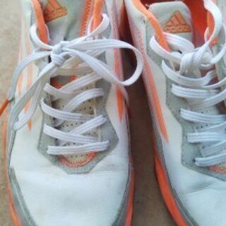最終値下げ中♪adidasスニーカー26cmの画像