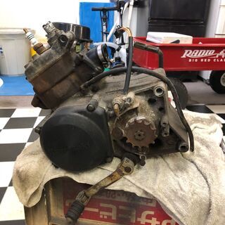 KAWASAKI カワサキ　KSR-1 MX050 エンジン　キャブ　一部地域無料配送　引き取り歓迎の画像