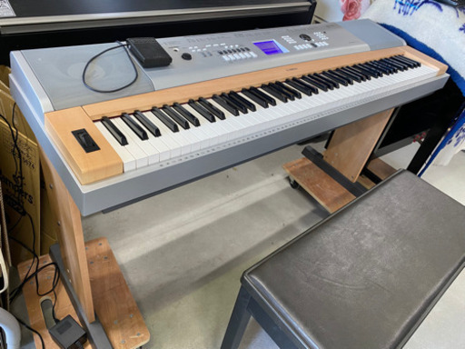 お薦め品‼️ YAMAHA PORTABLE GRAND電子ピアノ 2009年