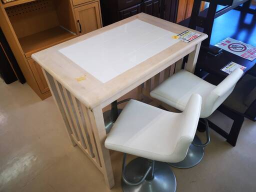 カウンターテーブル　チェア3脚セット