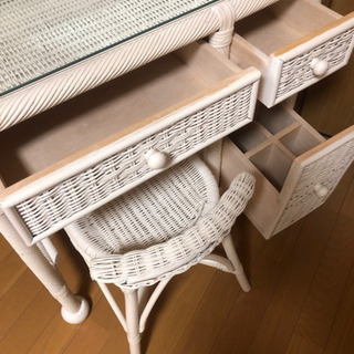 ラタン ドレッサー　鏡台　の画像
